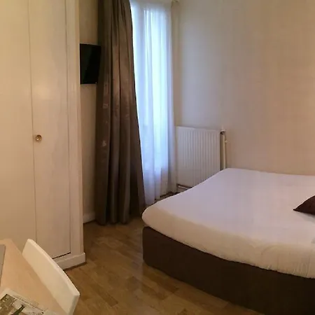 Legendre Отель Париж