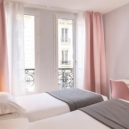 Legendre 2* Paris
